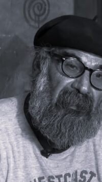 ئەحمەد حوسەینی