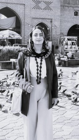 سومەییە جەلال | (١٩٩٩ - )