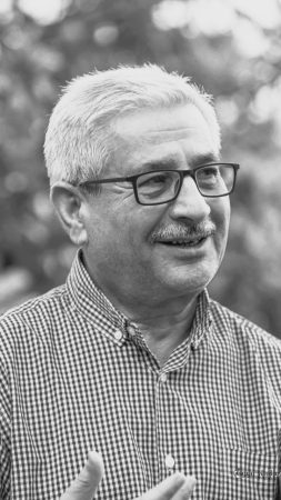 سەباح ڕەنجدەر | (١٩٦٥ - )